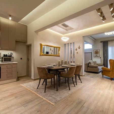 Maison De Luxx A10, Cozy Apartment With Garden In Лариса Екстериор снимка