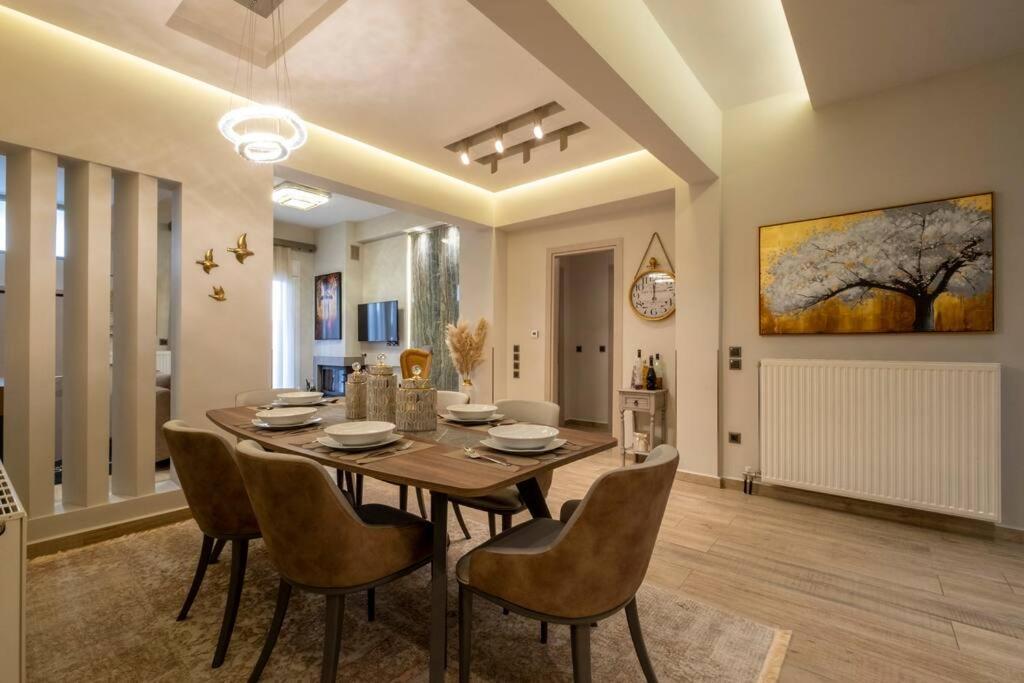 Maison De Luxx A10, Cozy Apartment With Garden In Лариса Екстериор снимка